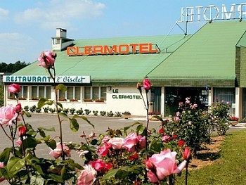 Logis Clermotel - Hotel & Restaurant Agnetz Exterior foto